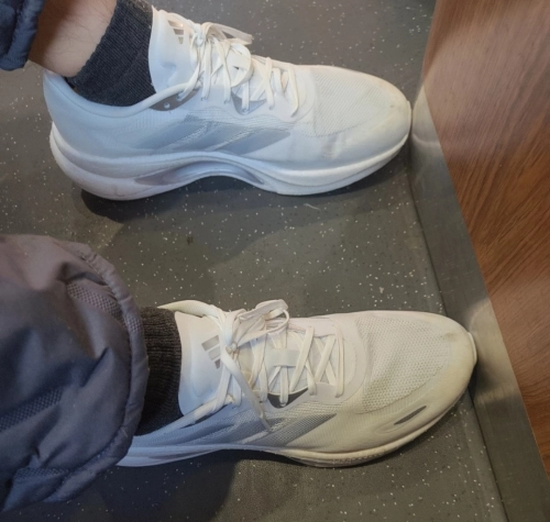 Adidas VELOSTAR White KJ3886 review 