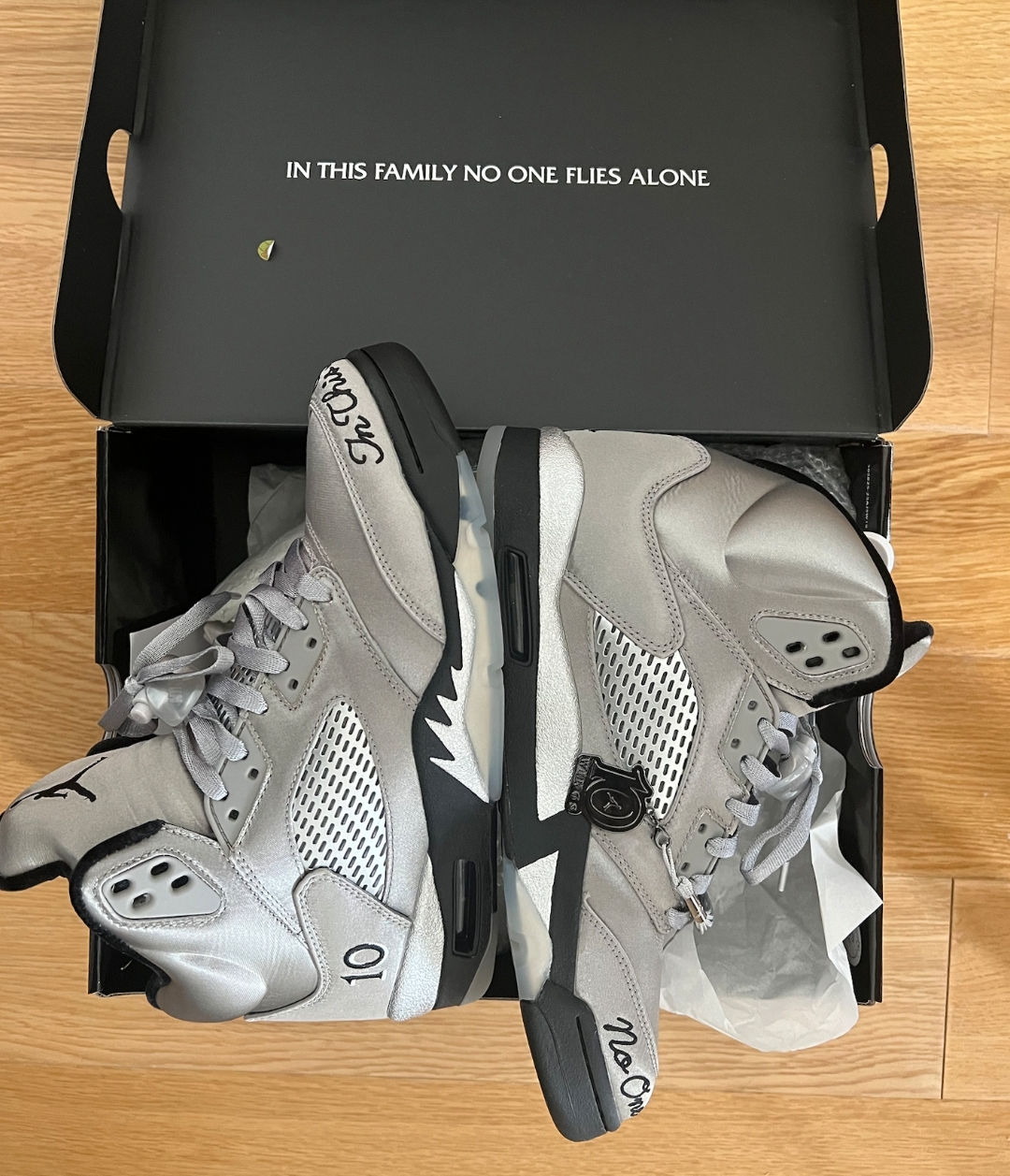 Jordan 5 Retro Wings IO2038-001 review Lennox Scott