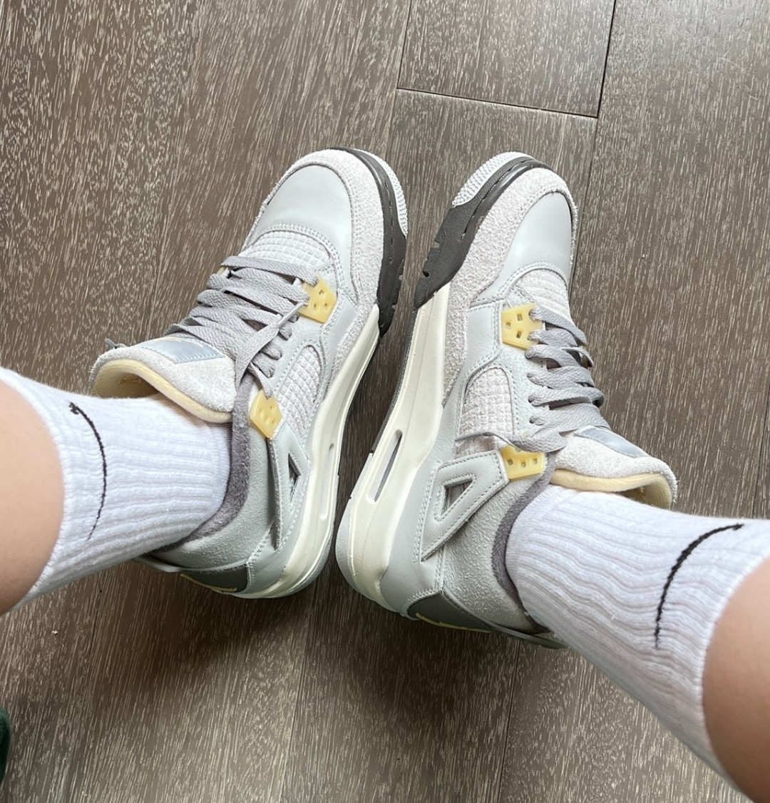 Jordan 4 Retro SE Craft Photon Dust DV3742-021 review Sylvie Hart