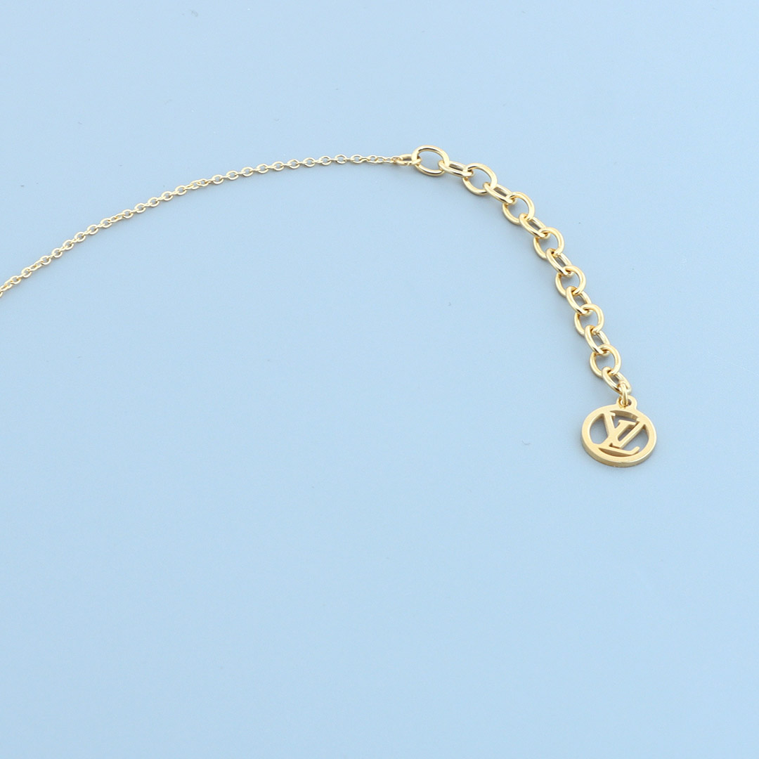 Louis Vuitton pink necklace