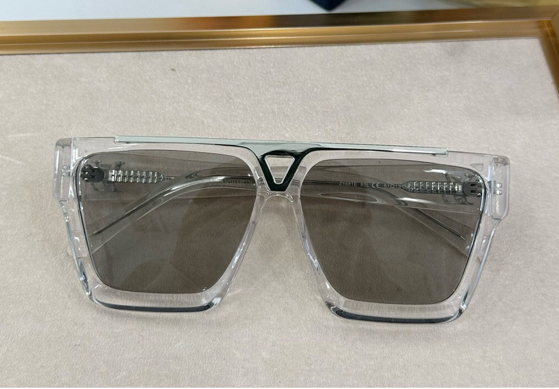 Louis Vuitton Square Acetate Sunglasses Clear