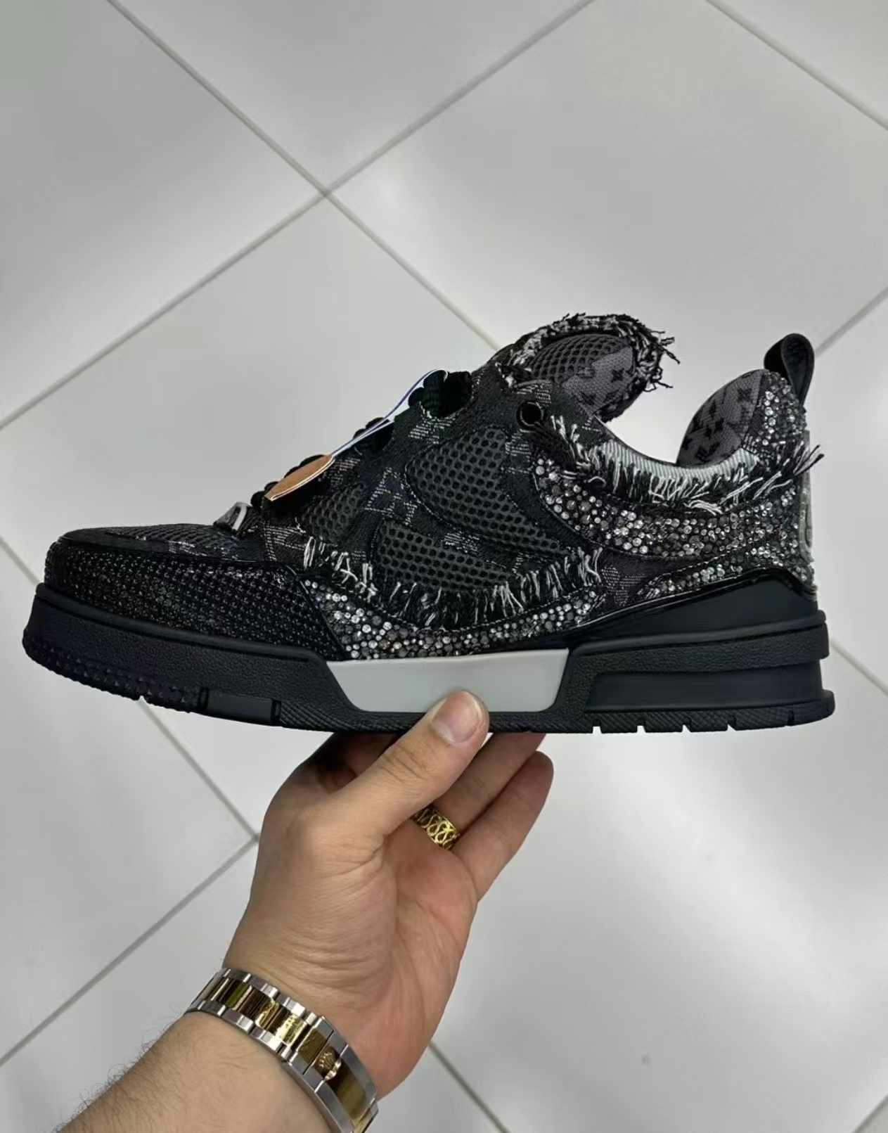 PK God Batch LOUIS VUITTON Swarovski™ crystals Skate Sneakers review E*** 01