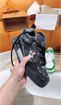 PK God Batch LOUIS VUITTON Swarovski™ crystals Skate Sneakers review L***