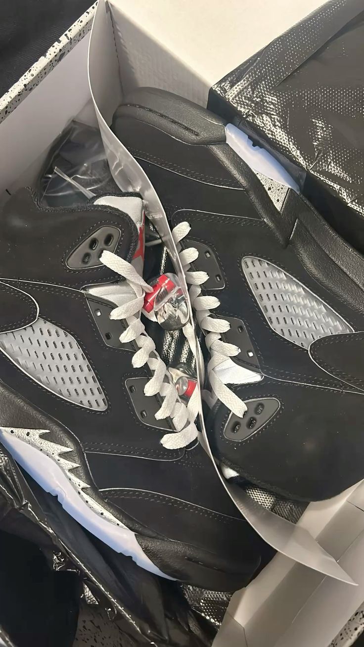 PK God Batch Air Jordan 5 Retro Black Metallic (2016) 845035-003 review nigger