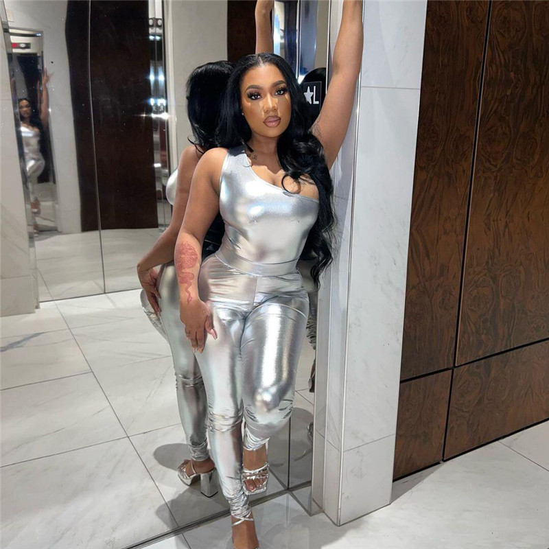 Sexy Shiny One Shoulder Top Jumpsuit With High Waist And Hip Coverage