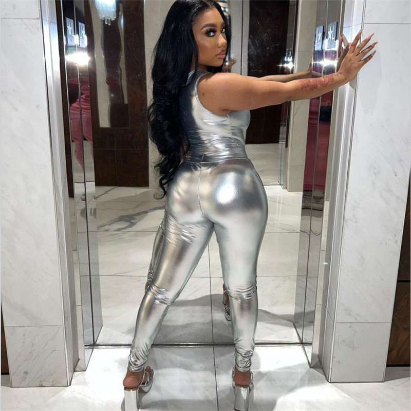 Sexy Shiny One Shoulder Top Jumpsuit With High Waist And Hip Coverage
