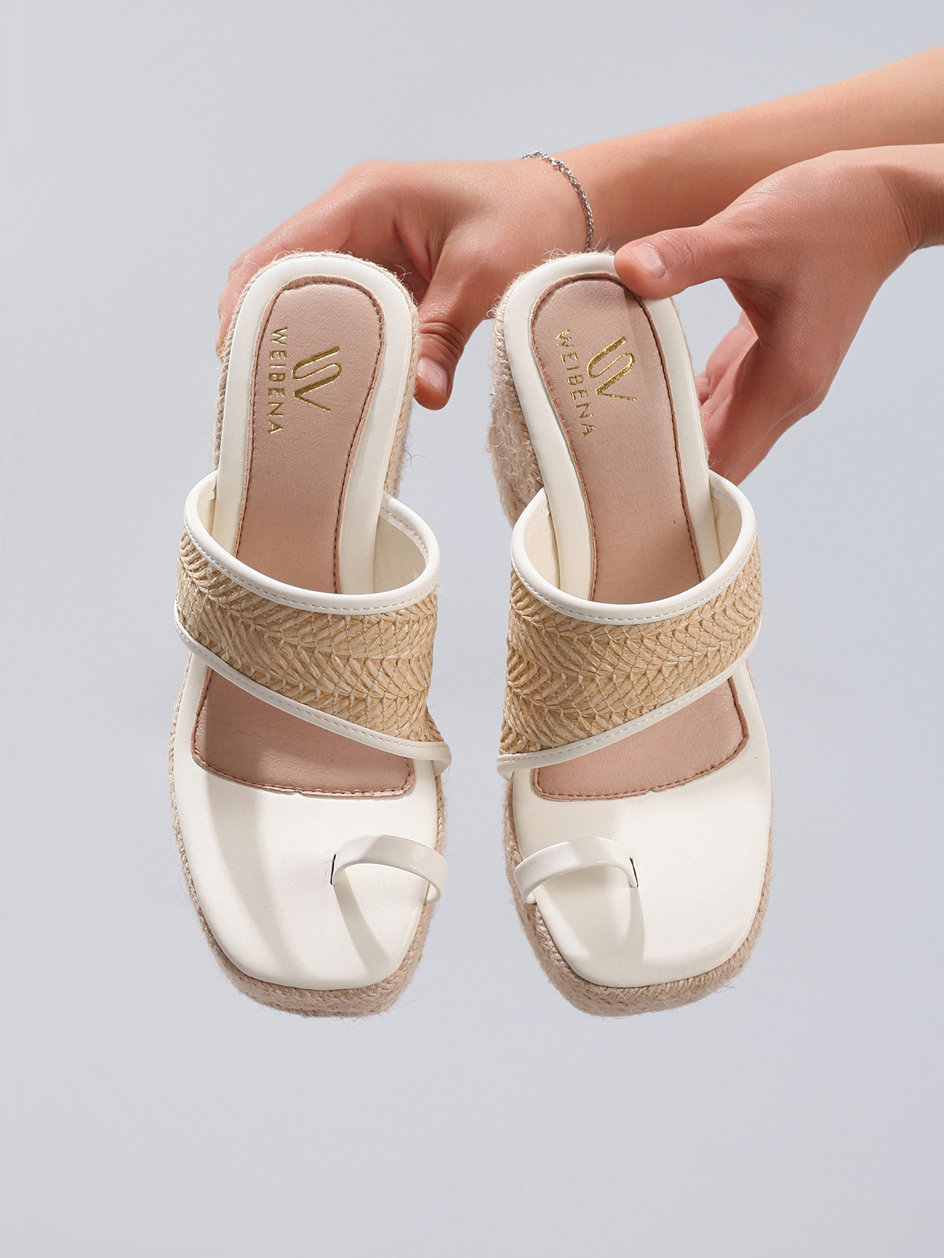 Hemp Rope Slope And Thick Soled Sandals With Toe Pinching