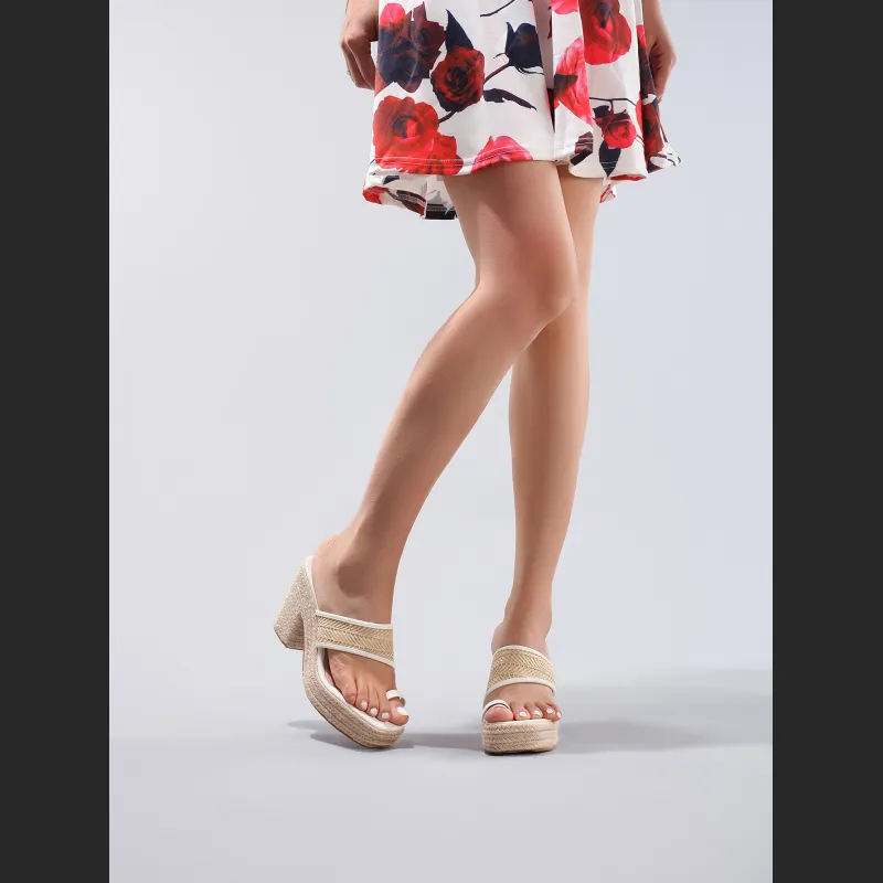 Hemp Rope Slope And Thick Soled Sandals With Toe Pinching