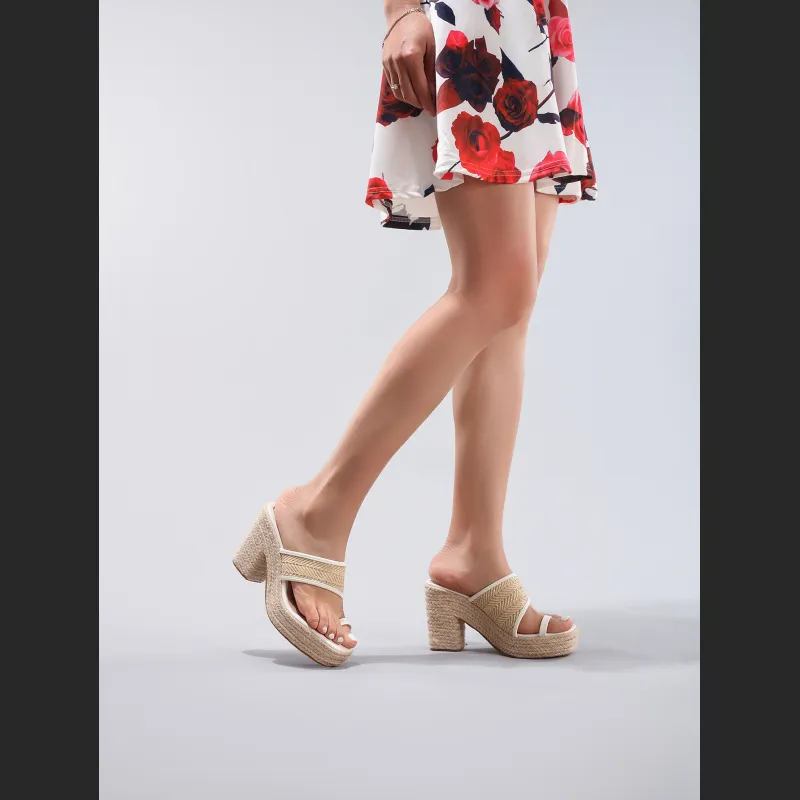 Hemp Rope Slope And Thick Soled Sandals With Toe Pinching