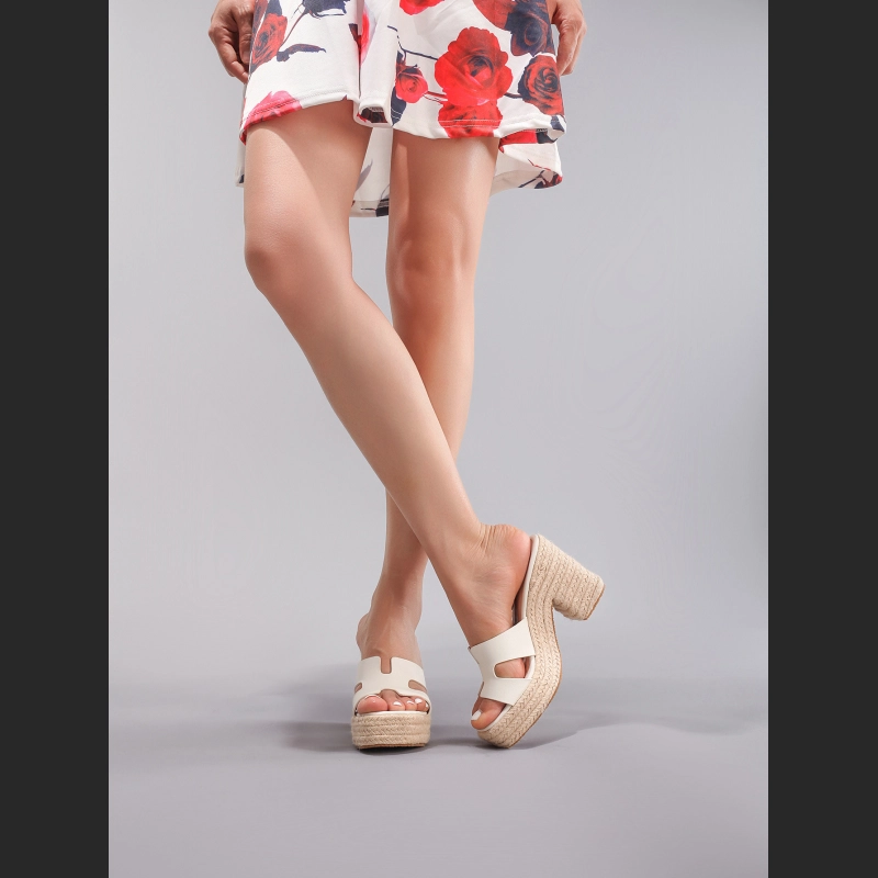 Hemp Rope Thick Bottomed White Wedge Sandals Woven With Grass Rope