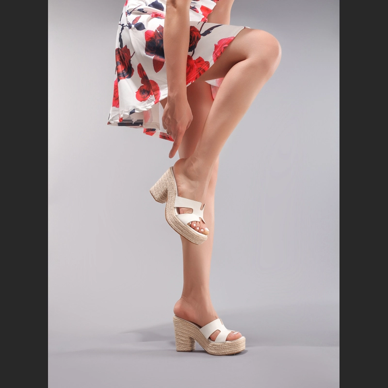 Hemp Rope Thick Bottomed White Wedge Sandals Woven With Grass Rope