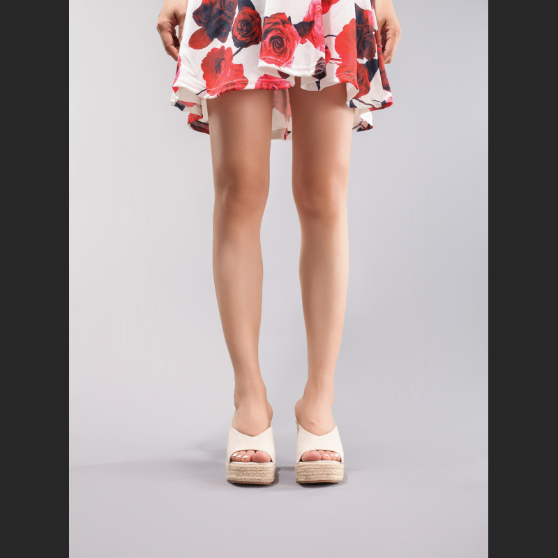 Slope Heel Thick Soled Sandals With Suede Texture