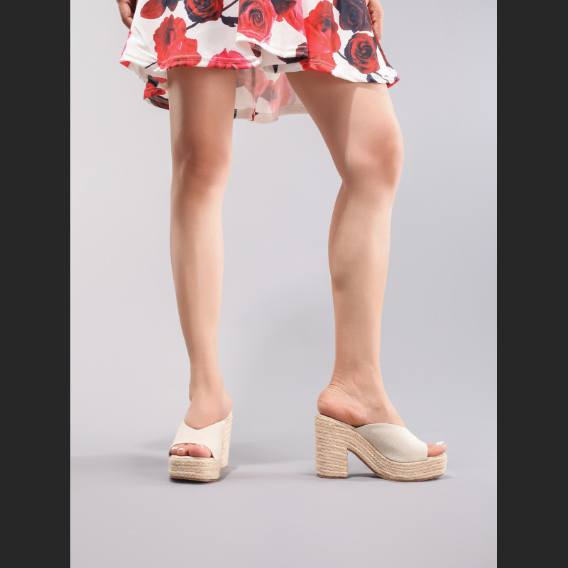 Slope Heel Thick Soled Sandals With Suede Texture
