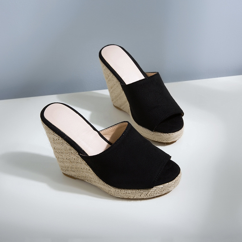 Suede Outdoor Sandals With Sloping Heels For Casual Wear