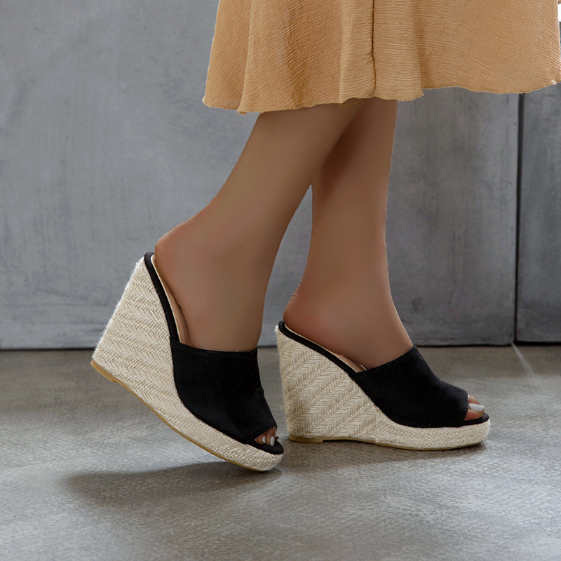 Suede Outdoor Sandals With Sloping Heels For Casual Wear