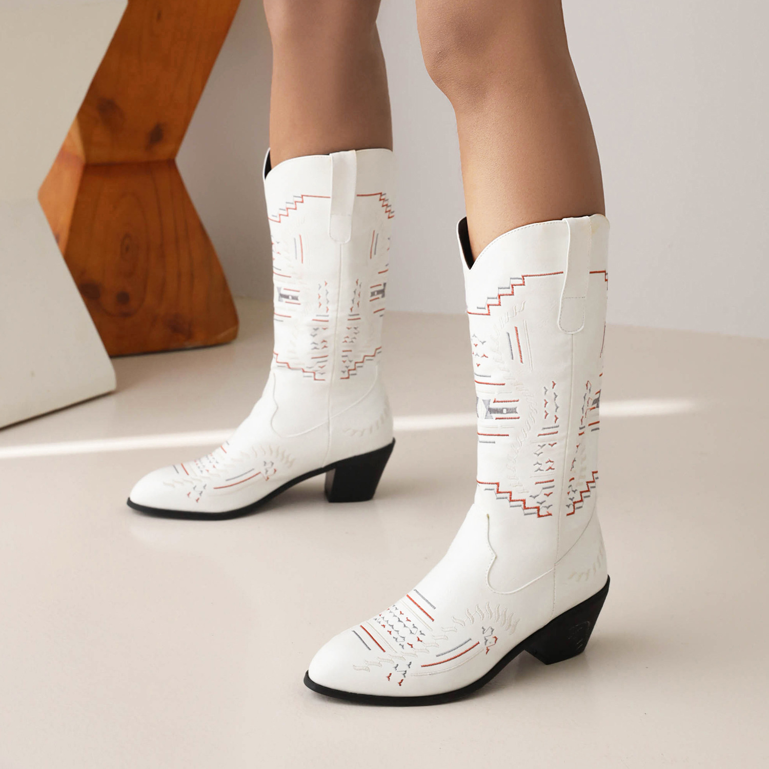 Embroidered Pointed High Boots, Knight Boots, Thick High-Heeled Boots