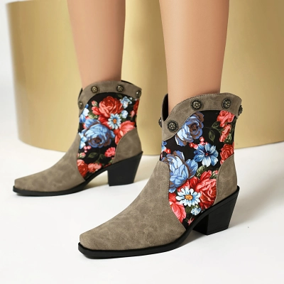 Fashionable Printed Color Matching Short Tube Rivet Boots Pointed Roman Boots 02