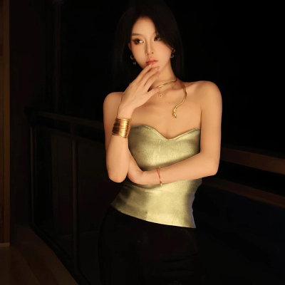 Casual Strapless Crop Top With Exposed Navel And Sleeveless Vest 02