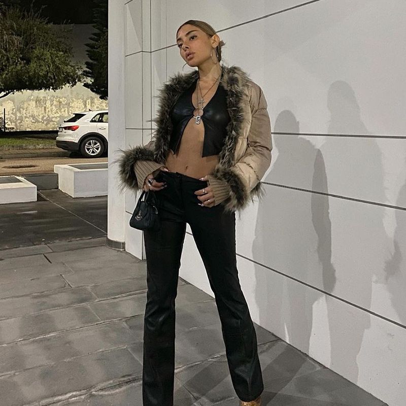 Fashionable Neck Hanging Sexy Hollow Out Backless And Navel Exposed Pu Vest