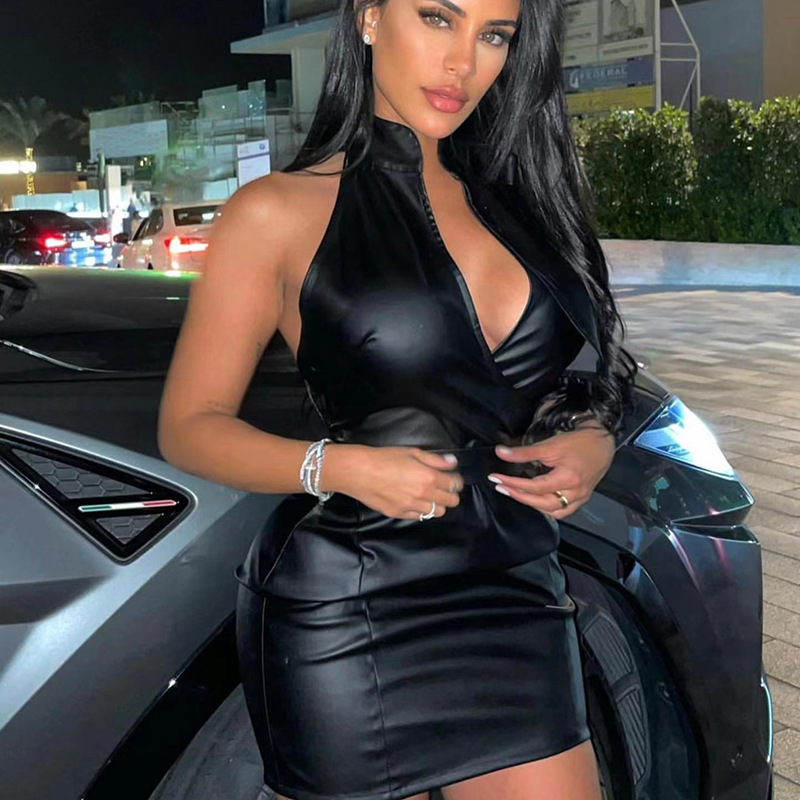 Fashionable Backless Sexy Low Cut Hip Hugging Dress