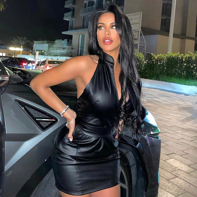 Fashionable Backless Sexy Low Cut Hip Hugging Dress