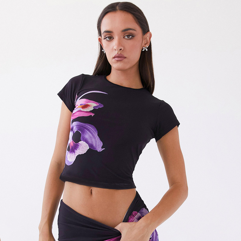 Fashionable And Sexy Back Hollow Pleated Dress