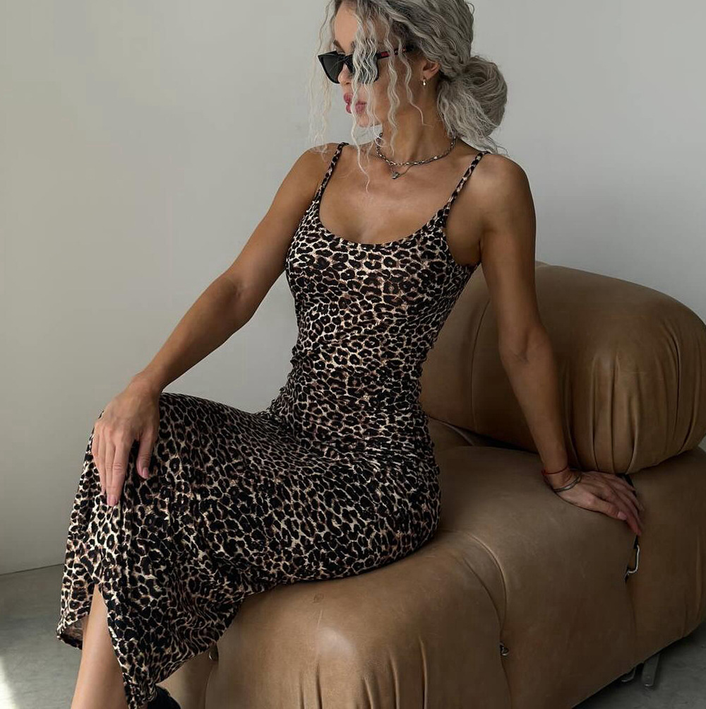 Hip Hugging Slimming High Waisted Short Skirt