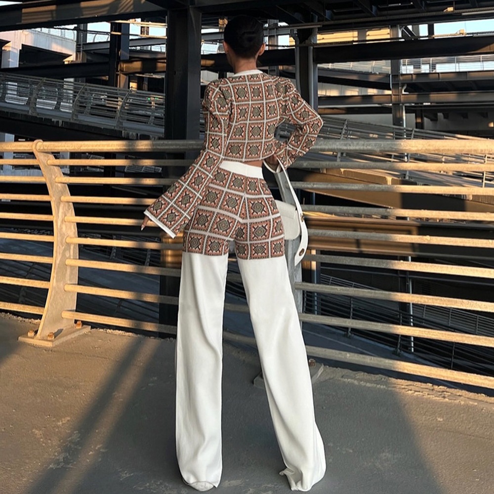 Printed Checkered Long Sleeved Short Top And Pants Set