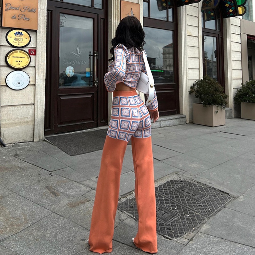 Printed Checkered Long Sleeved Short Top And Pants Set