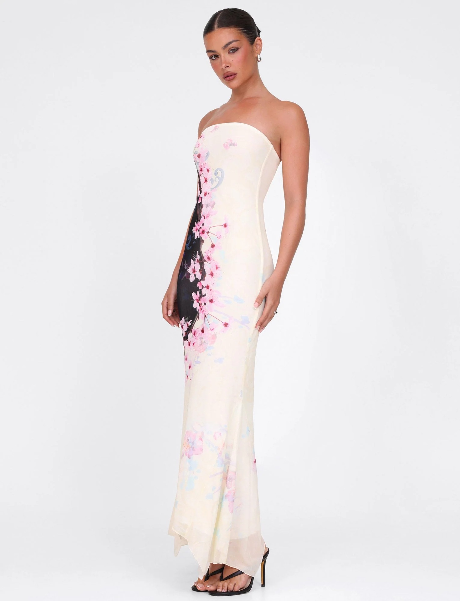 Sexy Strapless, Hip Hugging, Irregular Printed Dress