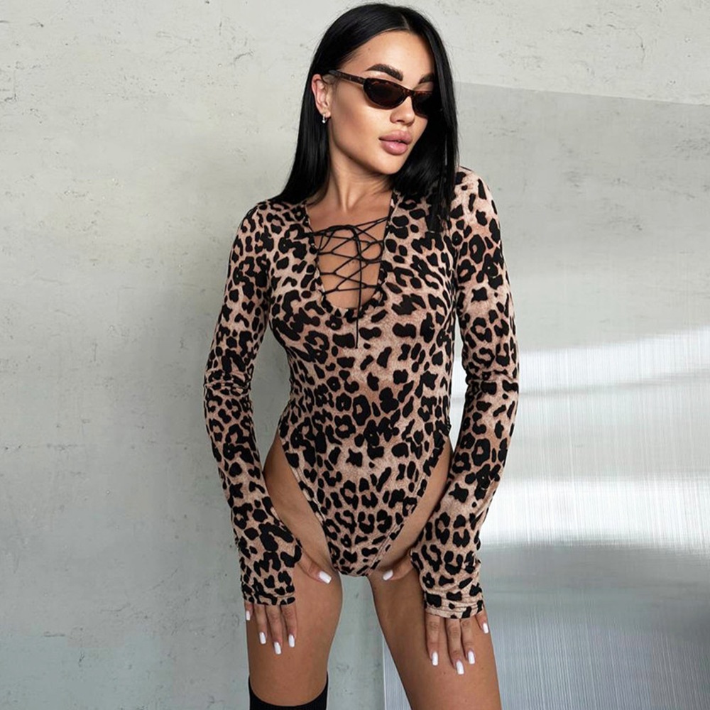 Tethered V-Neck Fashionable Leopard Print Long Sleeved Jumpsuit