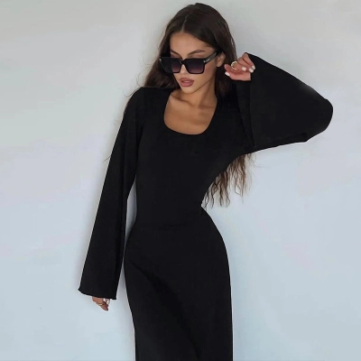 Fashionable Loose U-Neck Back Lace Up Long Sleeved Dress 02