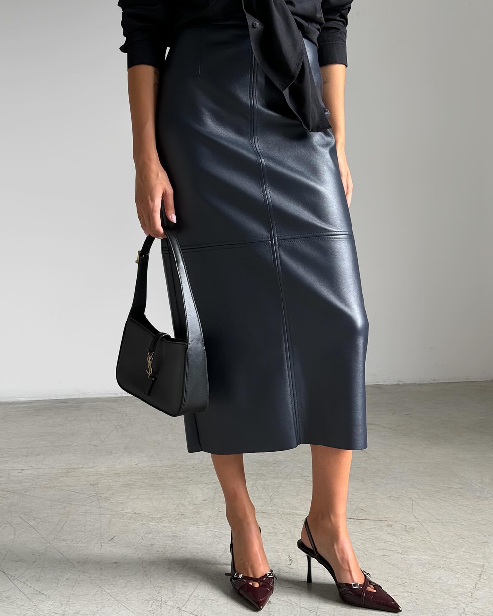 High Waisted Split Skirt PU Mid Length Hip Hugging Skirt