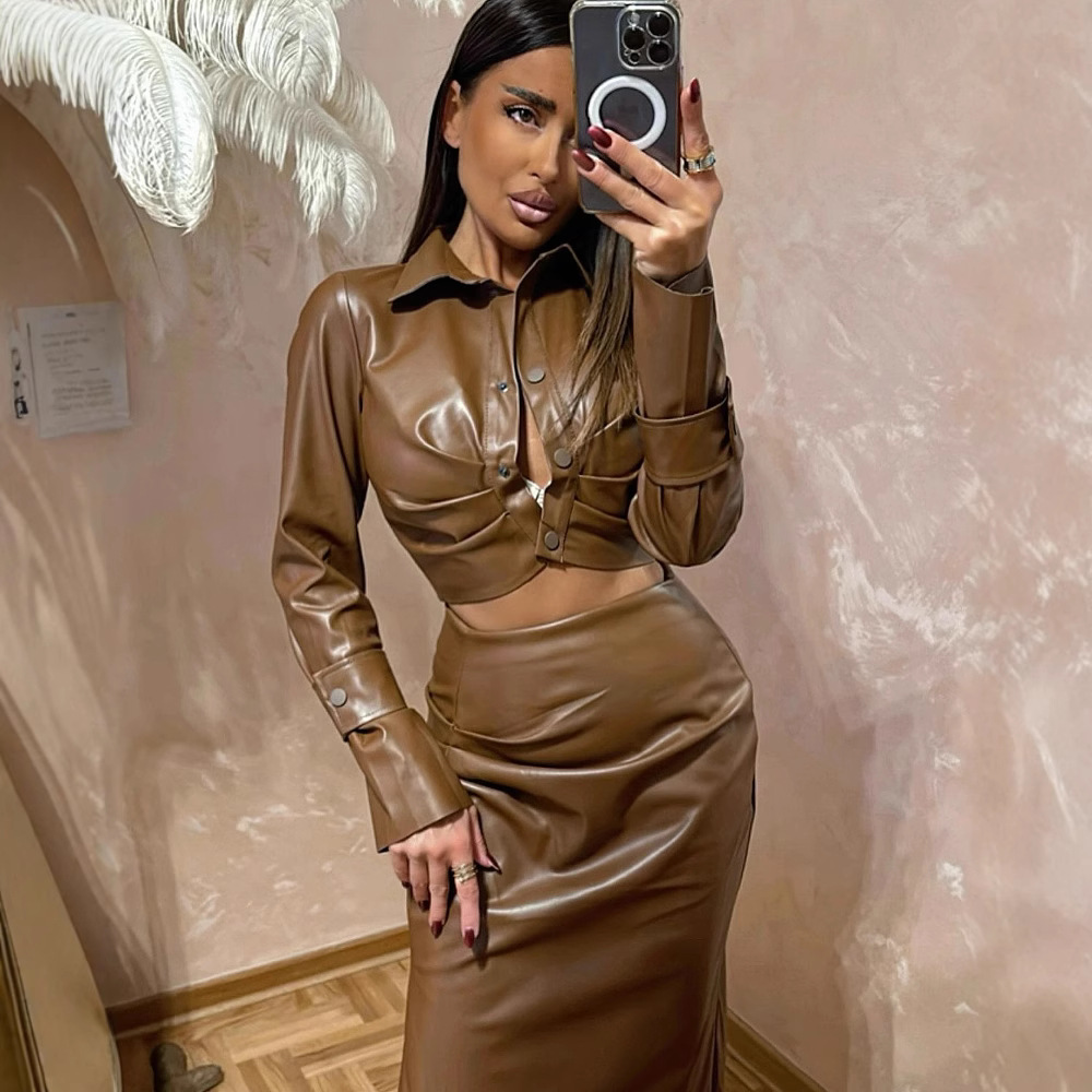 Slim Fit Long Sleeved High Waisted Pleated Split Hip Skirt