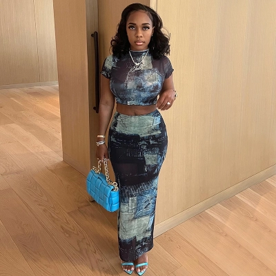 Stand Up Collar And Crop Top T-Shirt, Hip Hugging Skirt Set 02