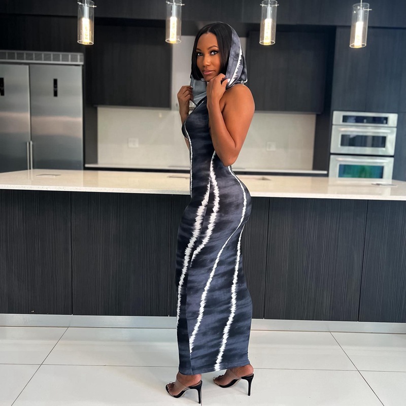 Printed Sleeveless Hooded Hip Hugging Dress