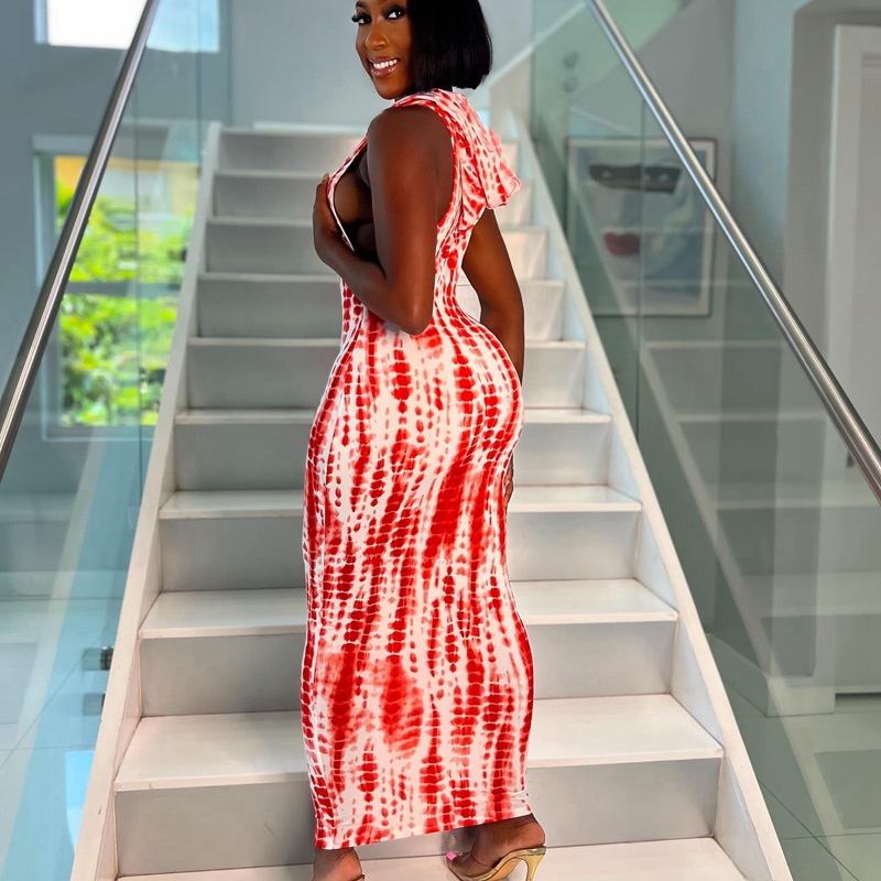 Printed Sleeveless Hooded Hip Hugging Dress