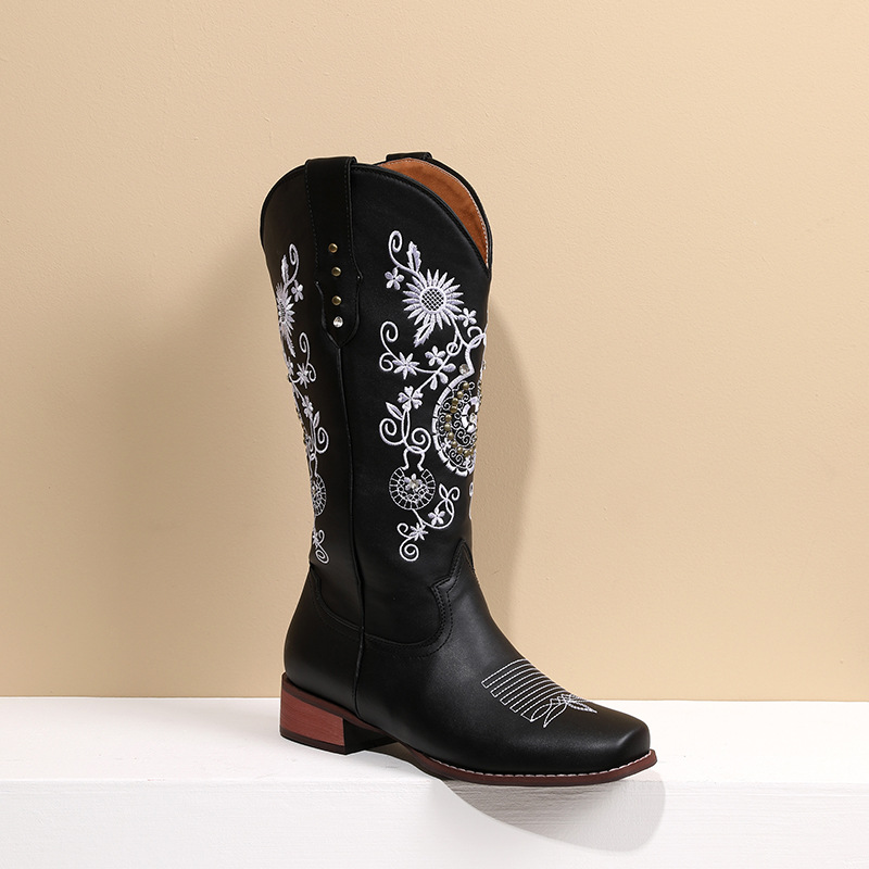 Embroidered Casual Women's Leather Boots Martin Boots
