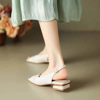 Open Toed Thick Heel Sandals 02