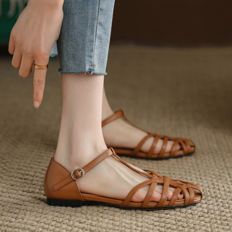 Round Toe Slim Strap Retro Shallow Mouth Roman Toe Flat Shoes