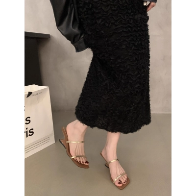 Slope And Versatile Sandals 02