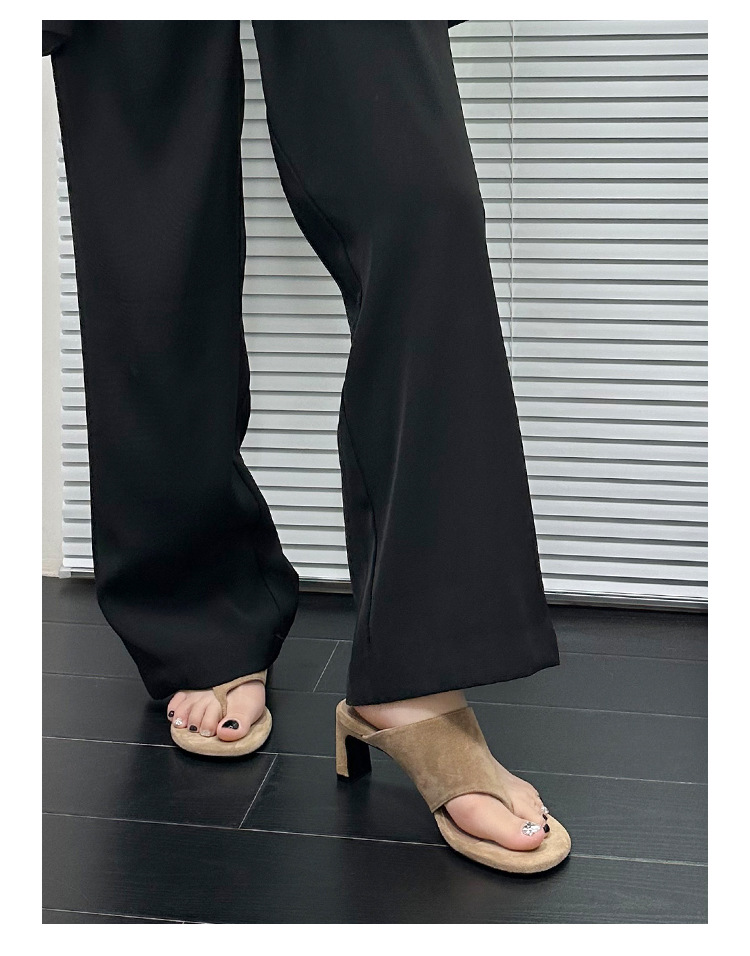 Thick Soled Retro Toe Flip Flops