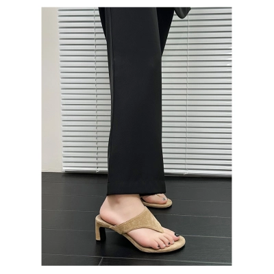 Thick Soled Retro Toe Flip Flops 02