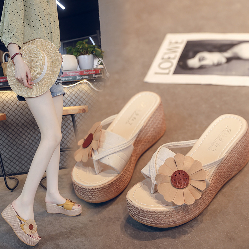 Thick Soled Sandals For Beach Vacation
