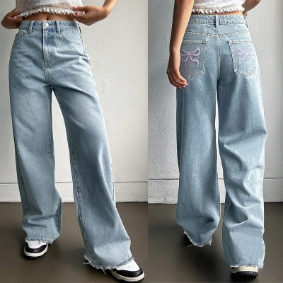 Bow Pocket Embroidered Jeans 01