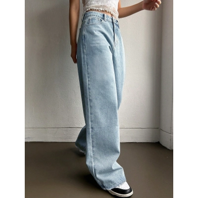 Bow Pocket Embroidered Jeans 02