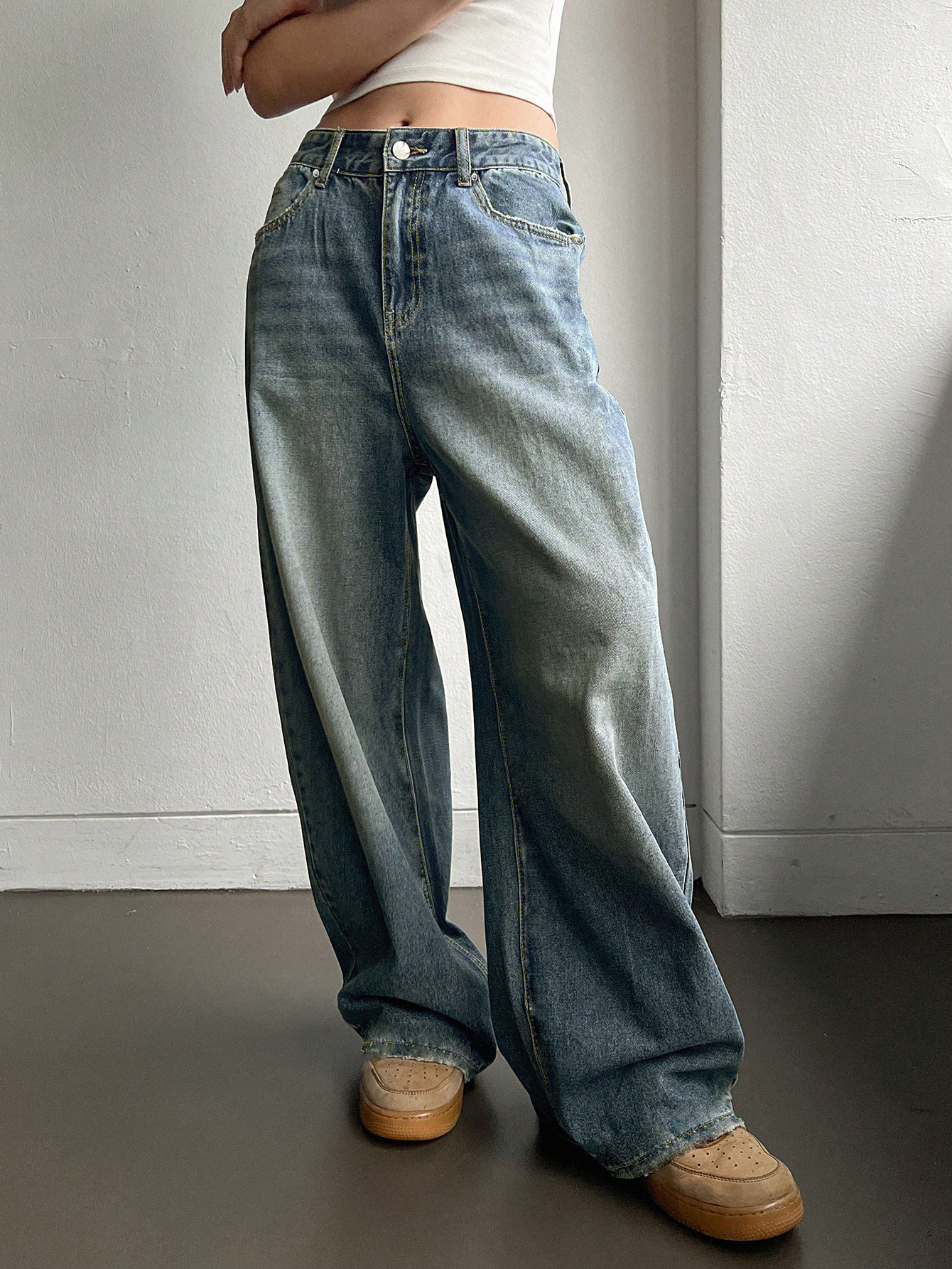 Bow Print Wide Leg Jeans