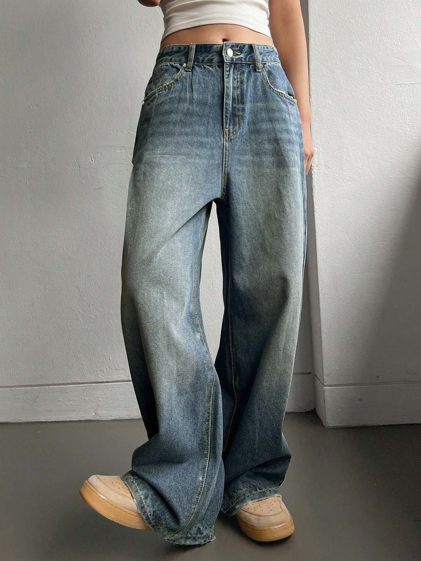 Bow Print Wide Leg Jeans