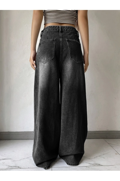 Design Inspired Wide Leg Jeans 02