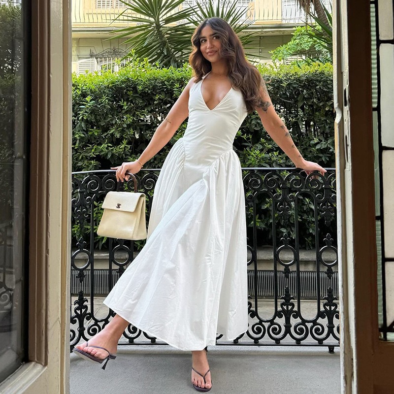 [2025 New Arrival] Halter Deep V-Neck Sleeveless Midi Dress